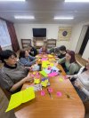 В преддверии Международного дня книгодарения советником директора по воспитанию Бегларовой М.Ю. для обучающихся, проживающих в общежитии был проведён мастер-класс по изготовлению закладок для книг.